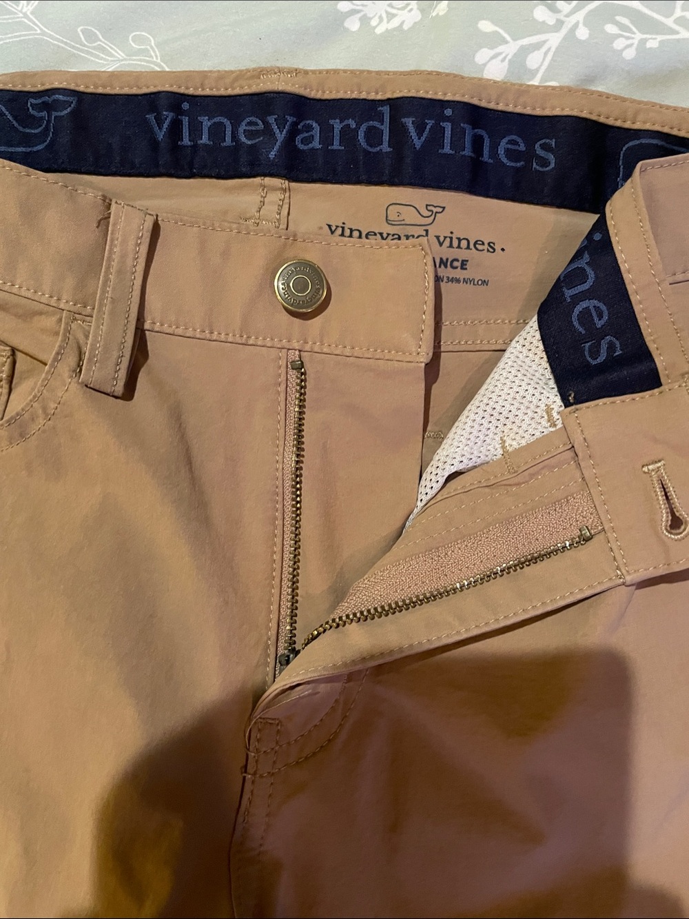 Vineyard Vines Men's Brown/Tan Chino Pants - Picture 5 of 7